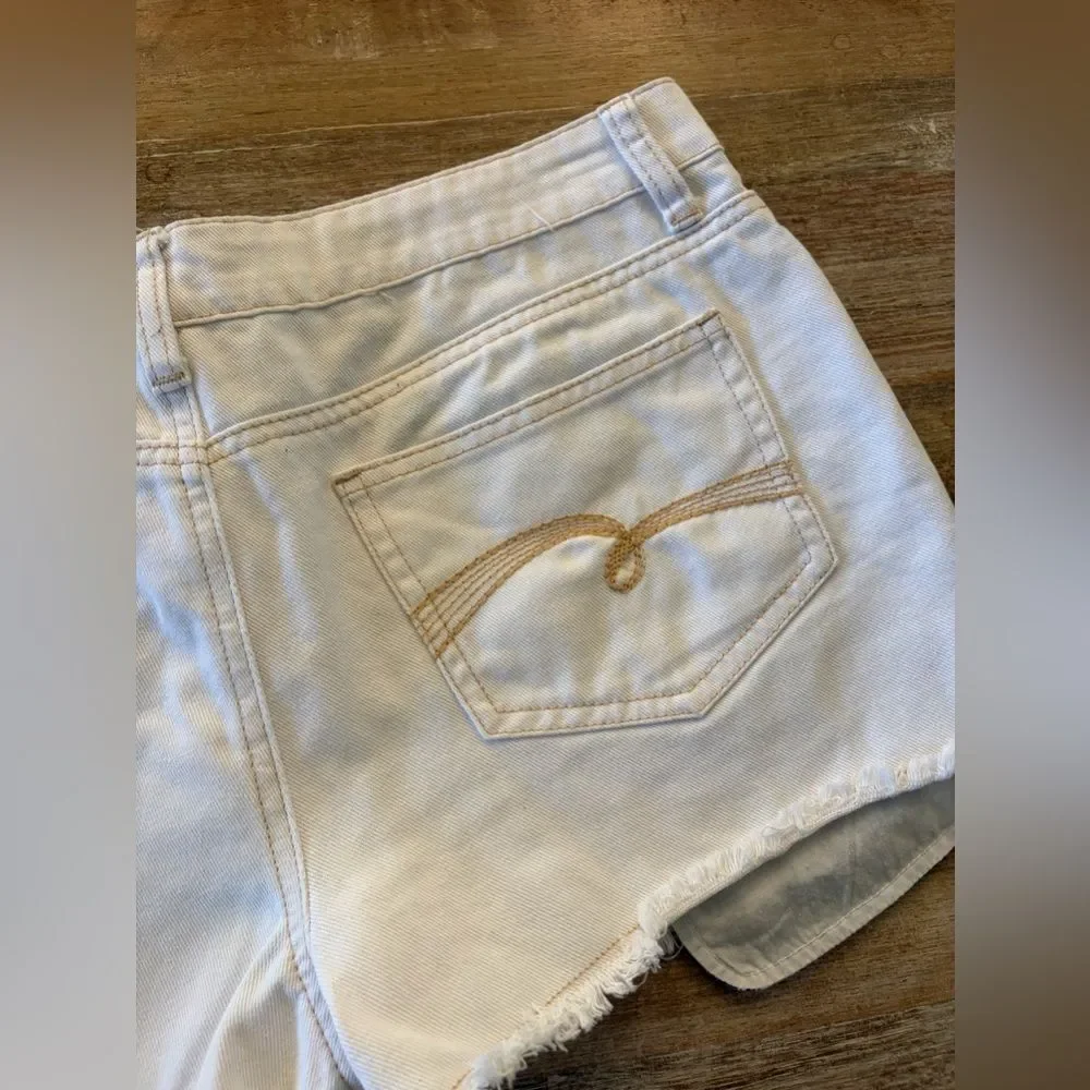 Justice Girls 16 1/2 White Distressed Jean Shorts USA Flag Pockets Stars Stripes